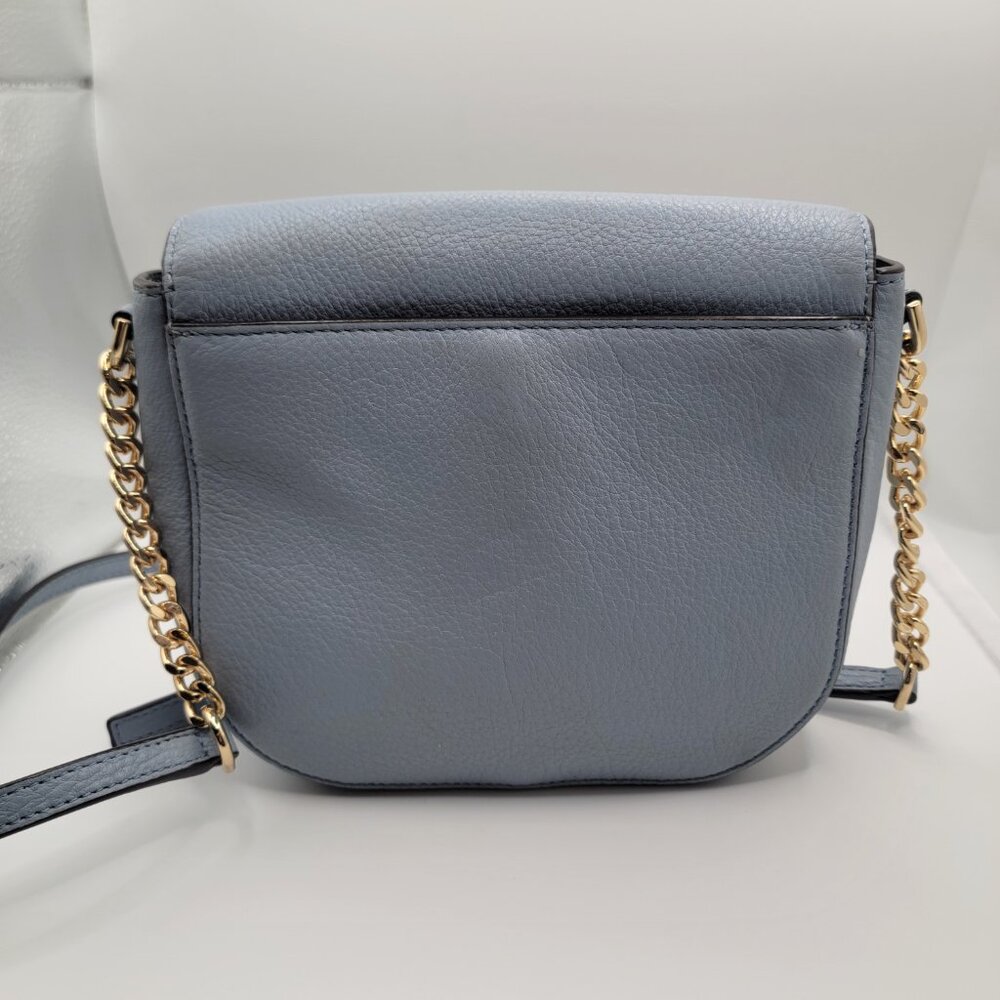 Michael Kors Pebbled Leather Half Dome Crossbody Bag Blue Gold Chain Strap - Picture 4 of 13